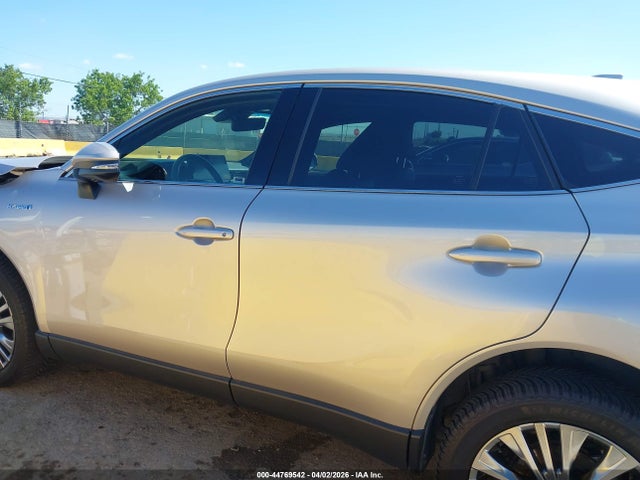 Toyota Venza Limited 2021 JTEAAAAH2MJ012691 Image 14