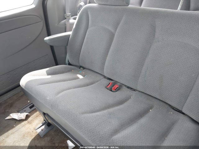 2006 CHRYSLER TOWN & COUNTRY 1A4GP45RX6B747010 Photo 7