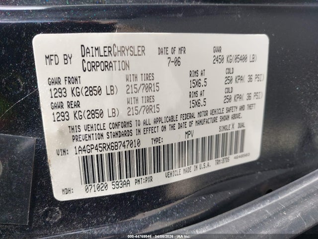 2006 CHRYSLER TOWN & COUNTRY 1A4GP45RX6B747010 Photo 8