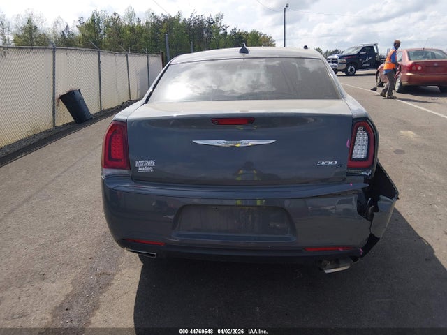 2019 Chrysler 300 300s მანქანა იყიდება აუქციონზე, vin: 2C3CCABG7KH538721, აუქციონის ნომერი: 44769548