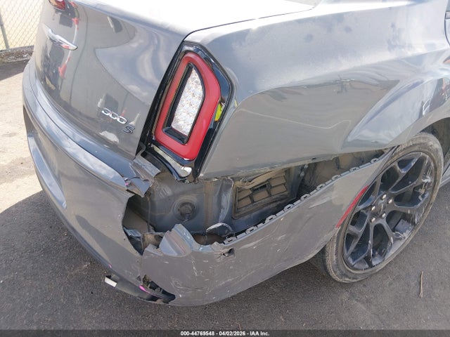 2019 Chrysler 300 300s მანქანა იყიდება აუქციონზე, vin: 2C3CCABG7KH538721, აუქციონის ნომერი: 44769548