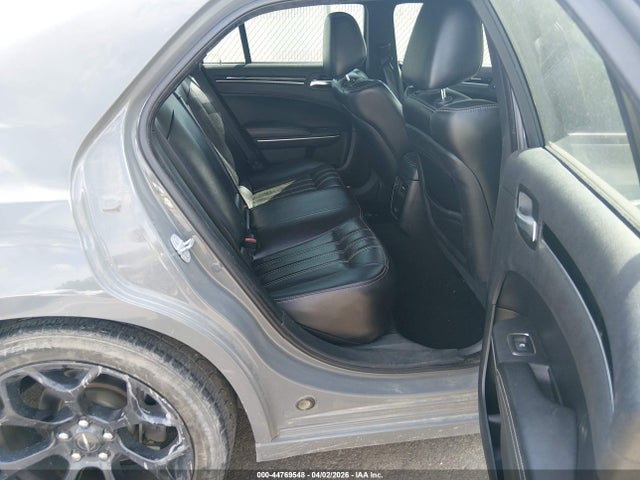 2019 Chrysler 300 300s მანქანა იყიდება აუქციონზე, vin: 2C3CCABG7KH538721, აუქციონის ნომერი: 44769548