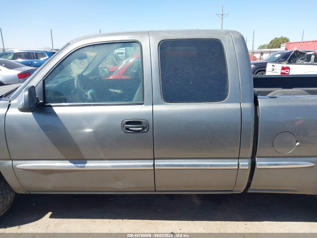 44769559 :رقم المزاد ، 2GTEC19V921113115 vin ، 2002 Gmc Sierra 1500 Sle مزاد بيع