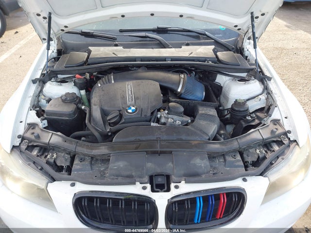 2011 Bmw 335i მანქანა იყიდება აუქციონზე, vin: WBAPM5C53BE435170, აუქციონის ნომერი: 44769566