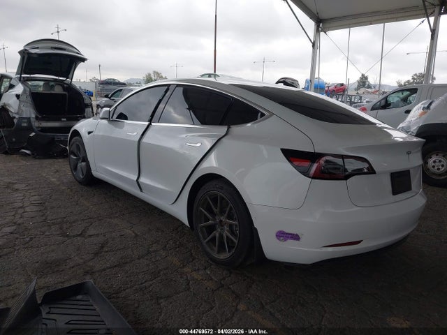44769572 :رقم المزاد ، 5YJ3E1EA3KF484840 vin ، 2019 Tesla Model 3 مزاد بيع