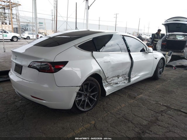 44769572 :رقم المزاد ، 5YJ3E1EA3KF484840 vin ، 2019 Tesla Model 3 مزاد بيع