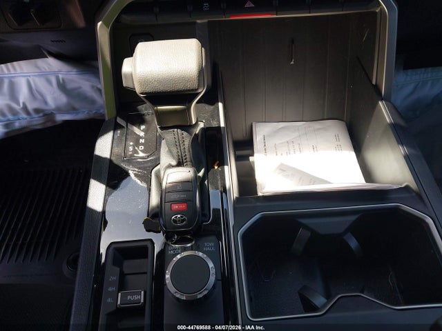 Продаж на аукціоні авто 2026 Toyota Tundra Sr5 Crewmax 5.5' Bed, vin: 5TFLA5DB4TX361682, номер лоту: 44769588