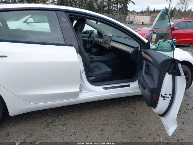 Продаж на аукціоні авто 2023 Tesla Model 3 Rear-wheel Drive, vin: 5YJ3E1EAXPF593383, номер лоту: 44769593