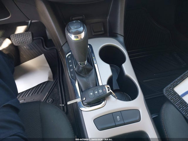 44769597 :رقم المزاد ، 1G1BC5SM8H7130410 vin ، 2017 Chevrolet Cruze Ls Auto مزاد بيع