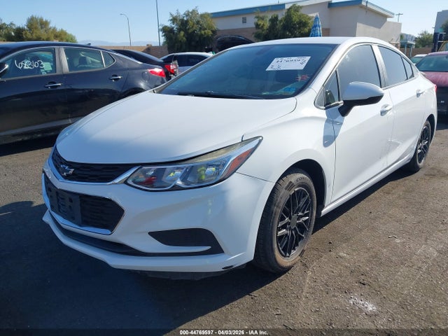 44769597 :رقم المزاد ، 1G1BC5SM8H7130410 vin ، 2017 Chevrolet Cruze Ls Auto مزاد بيع