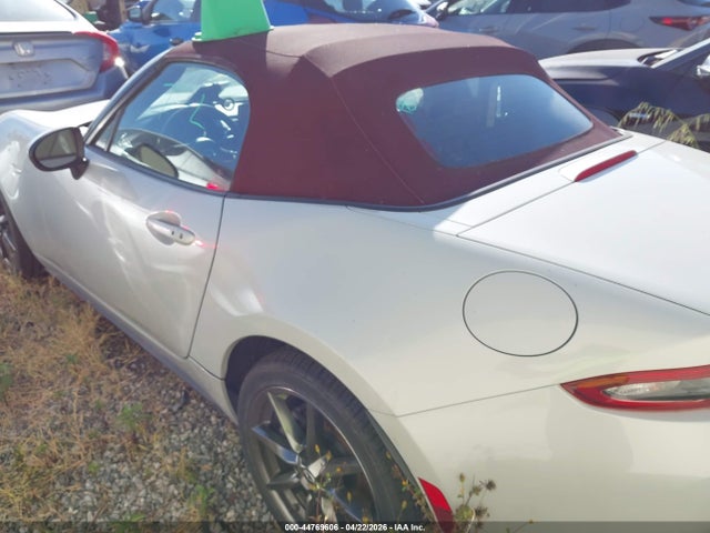 44769606 :رقم المزاد ، JM1NDAD77J0202553 vin ، 2018 Mazda Mx-5 Miata Grand Touring مزاد بيع