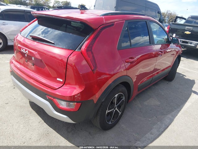 KIA NIRO LX 2025 KNDCP3LE5S5243374 Image 4
