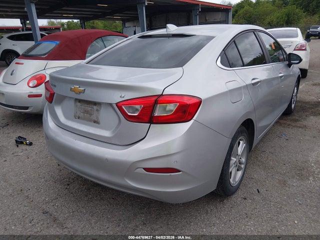 44769627 :رقم المزاد ، 1G1BE5SM3J7151651 vin ، 2018 Chevrolet Cruze Lt Auto مزاد بيع