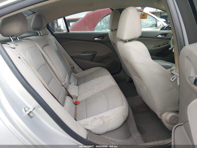 44769627 :رقم المزاد ، 1G1BE5SM3J7151651 vin ، 2018 Chevrolet Cruze Lt Auto مزاد بيع