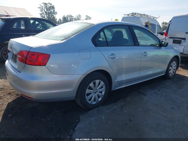 44769628 :رقم المزاد ، 3VW2K7AJ9CM310956 vin ، 2012 Volkswagen Jetta 2.0l S مزاد بيع