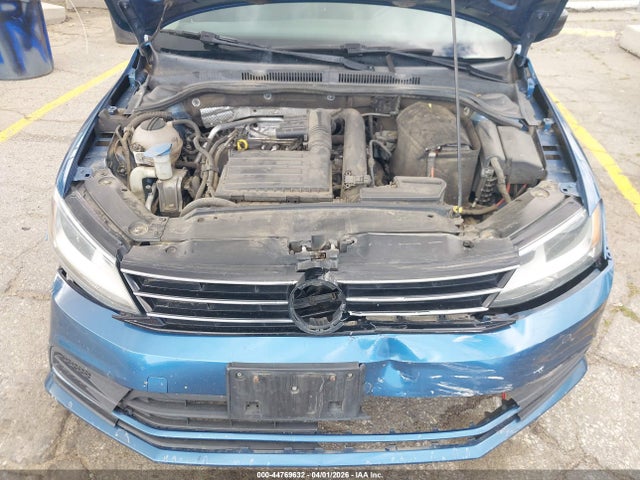 3VW267AJ0GM244050 Volkswagen Jetta 1.4t S