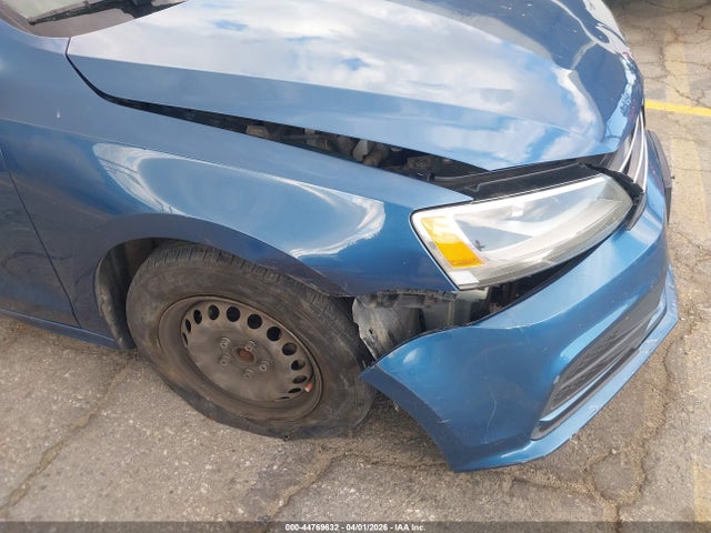 3VW267AJ0GM244050 Volkswagen Jetta 1.4t S