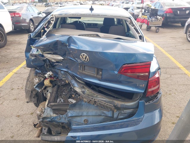 3VW267AJ0GM244050 Volkswagen Jetta 1.4t S