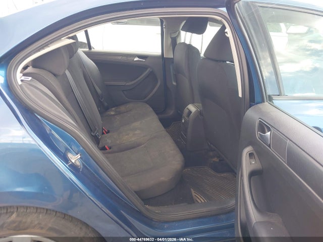 3VW267AJ0GM244050 Volkswagen Jetta 1.4t S