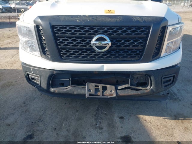 1N6AA1R84HN572376 Nissan TITAN S