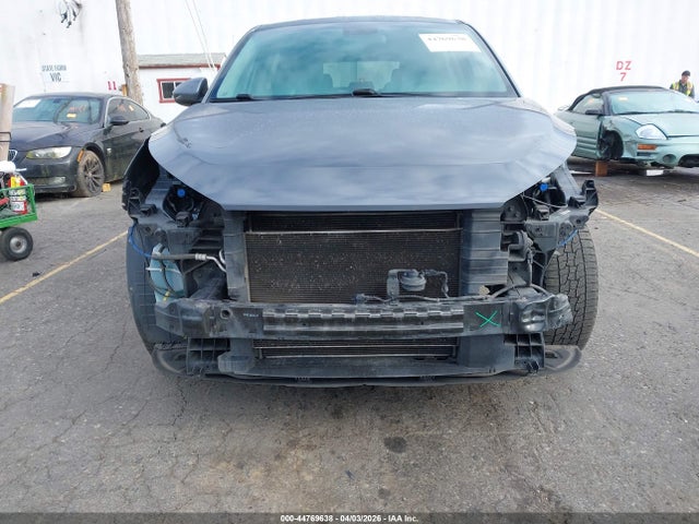 KM8J23A40GU235952 Hyundai TUCSON SE