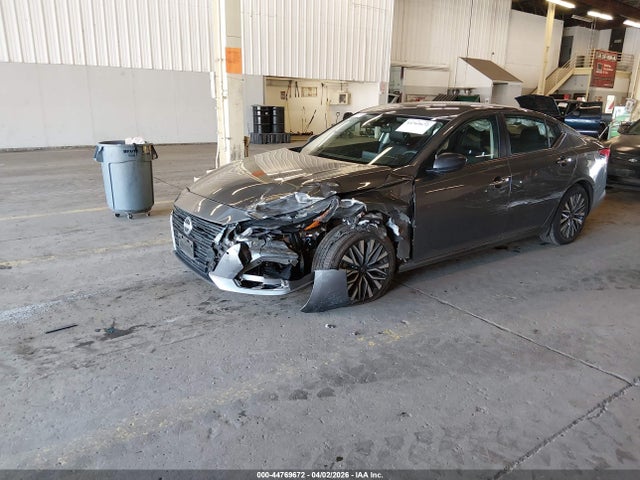 1N4BL4DV2RN403030 Nissan Altima Sv Fwd