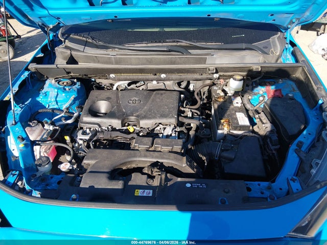 JTMG1RFV0KJ011242 Toyota RAV4 LE