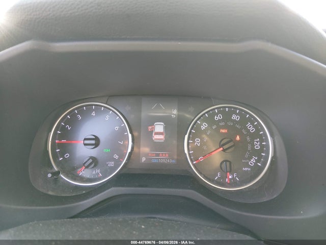 JTMG1RFV0KJ011242 Toyota RAV4 LE