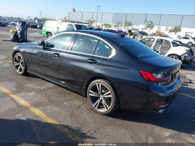 BMW 330I 2022 3MW5R1J00N8C34309 Image 3