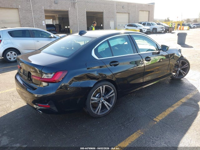 BMW 330I 2022 3MW5R1J00N8C34309 Image 4