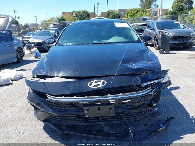 KMHLM4DJ0RU093552 Hyundai Elantra Hybrid Blue