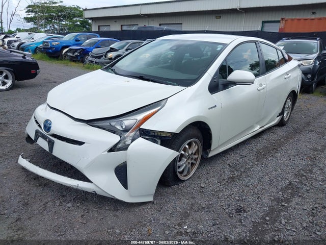 JTDKBRFU8H3551661 Toyota Prius Two