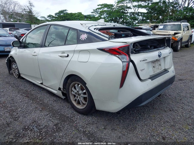 JTDKBRFU8H3551661 Toyota Prius Two