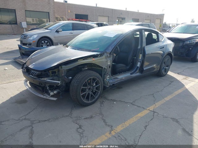 2019 TESLA MODEL 3 5YJ3E1EA3KF396273 Photo 1