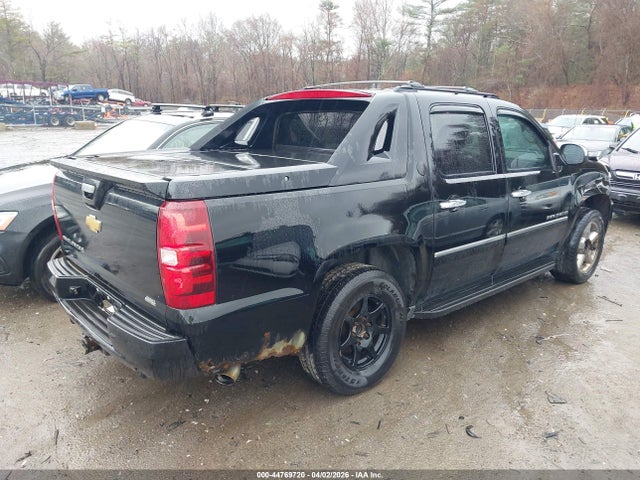 44769720 :رقم المزاد ، 3GNTKGE78DG305499 vin ، 2013 Chevrolet Avalanche Ltz مزاد بيع