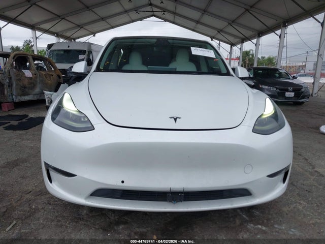 Продажа на аукционе авто 2022 Tesla Model Y Performance Dual Motor All-wheel Drive, vin: 7SAYGDEF3NF351547, номер лота: 44769741