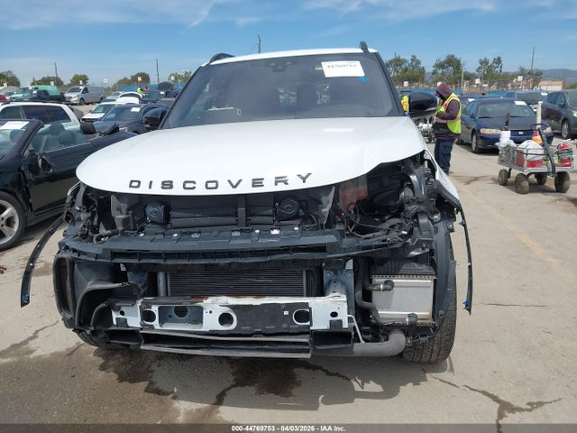 Продажа на аукционе авто 2018 Land Rover Discovery Se, vin: SALRG2RK3JA071586, номер лота: 44769753