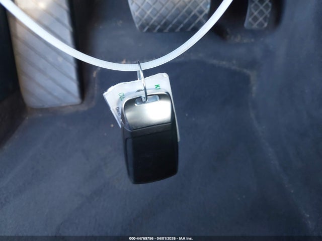 WAUENAF47KN013824 Audi A4 45 Premium