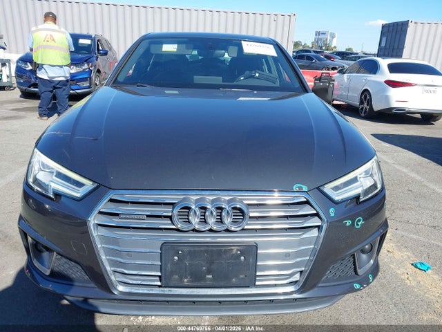WAUENAF47KN013824 Audi A4 45 Premium