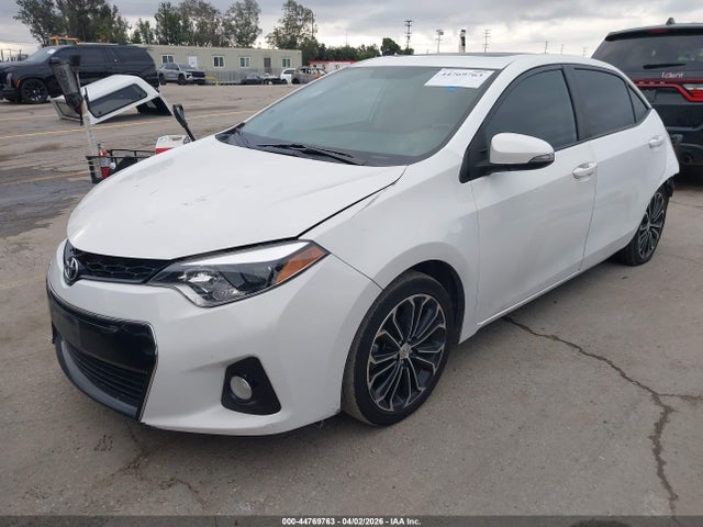2016 TOYOTA COROLLA 5YFBURHE2GP567540 Photo 1