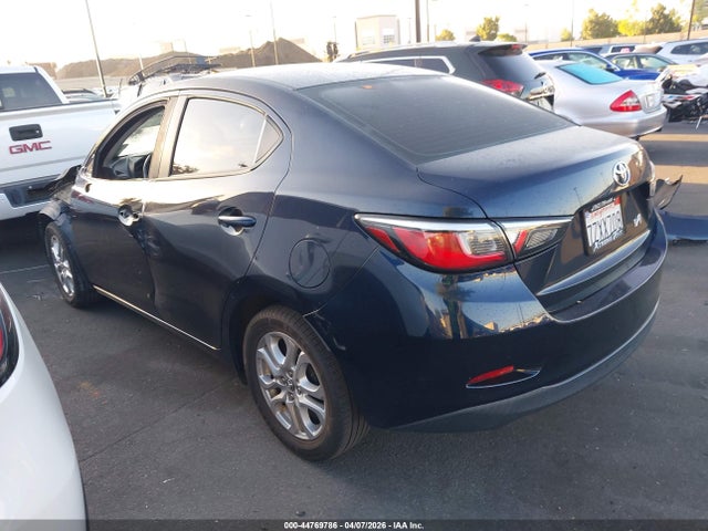 3MYDLBYV1HY194528 Toyota YARIS IA