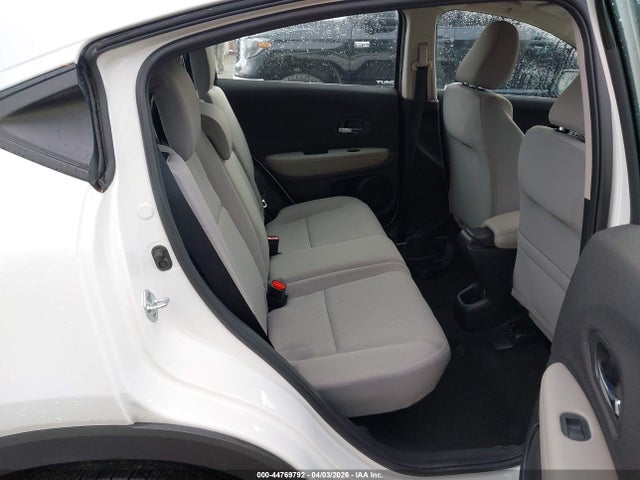 3CZRU6H39NM763016 Honda Hr-v Awd Lx