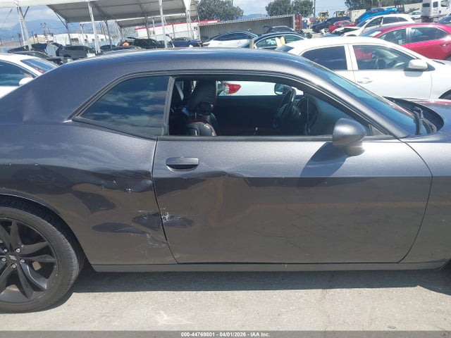 2C3CDZAG1JH270504 Dodge Challenger Sxt