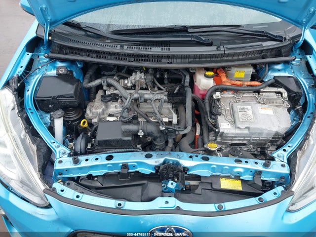 Продажа на аукционе авто 2015 Toyota Prius C Four/one/three/two, vin: JTDKDTB33F1086218, номер лота: 44769811