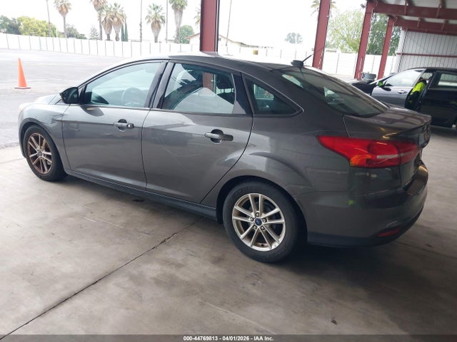Ford FOCUS SE 2016 1FADP3F27GL264208 Image 3