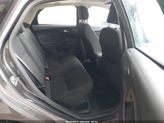 Ford FOCUS SE 2016 1FADP3F27GL264208 Image 8