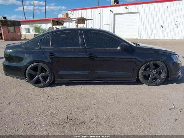 3VWB17AJ0FM423329 Volkswagen Jetta 1.8t Se