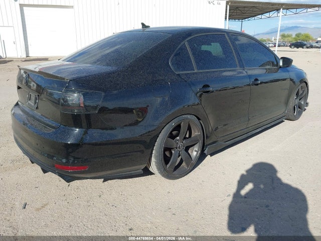 3VWB17AJ0FM423329 Volkswagen Jetta 1.8t Se