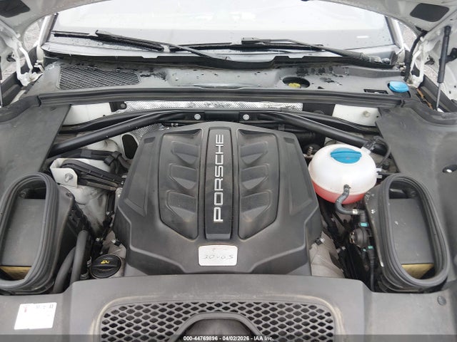 2015 PORSCHE MACAN WP1AB2A55FLB57677 Photo 9