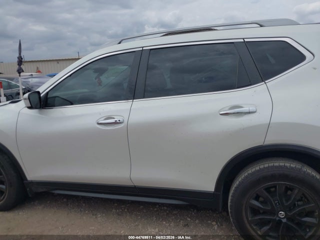 Auction sale of the 2019 Nissan Rogue Sv, vin: 5N1AT2MT2KC722367, lot number: 44769911